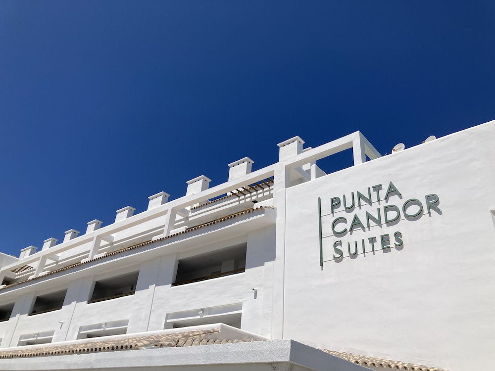 Punta Candor Suites 8/70