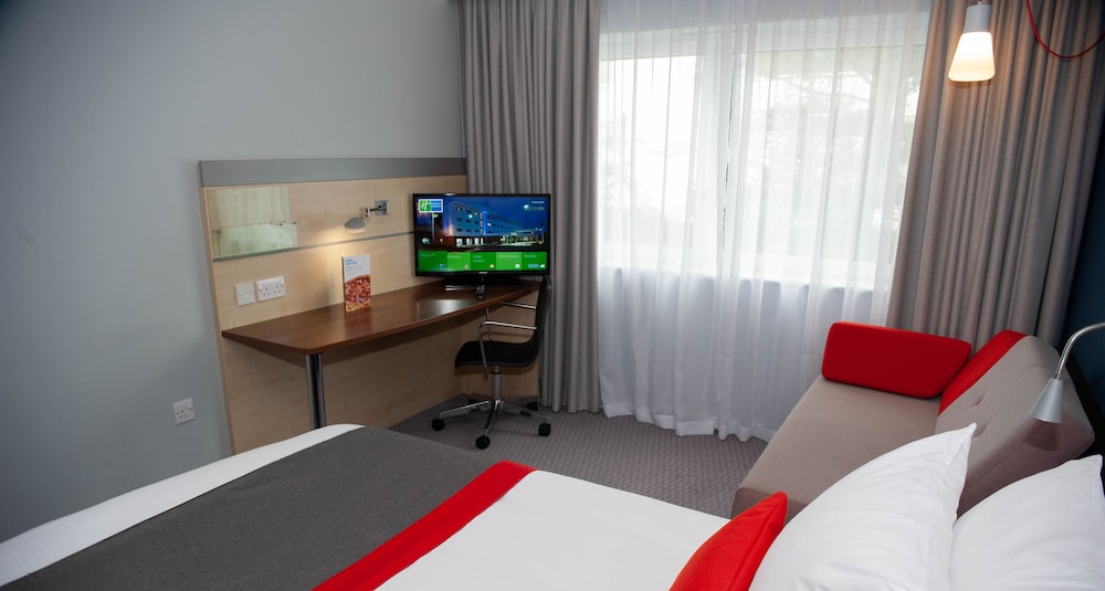 Holiday Inn Express Folkestone Channel Tunnel 18/64