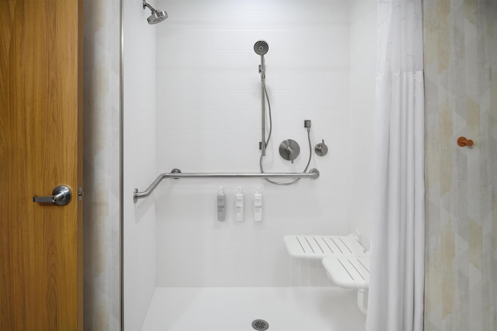 Hampton Inn Midland West 27/44