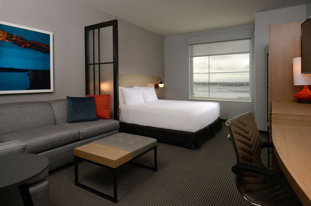 Hyatt Place Pena Station/Denver Airport 12/57