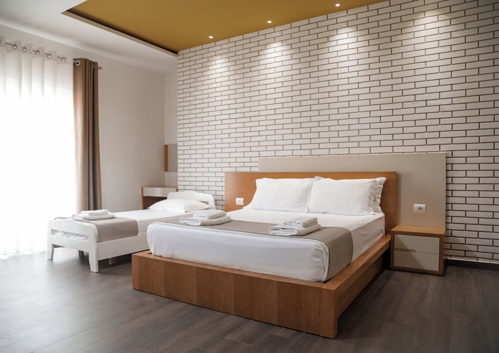 Sunrise Luxury Apartment 11/50