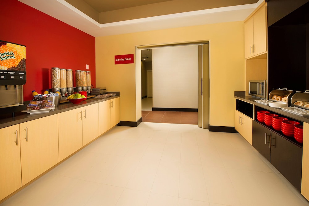 TownePlace Suites by Marriott Dallas DFW Airport North/Grapevine 50/50