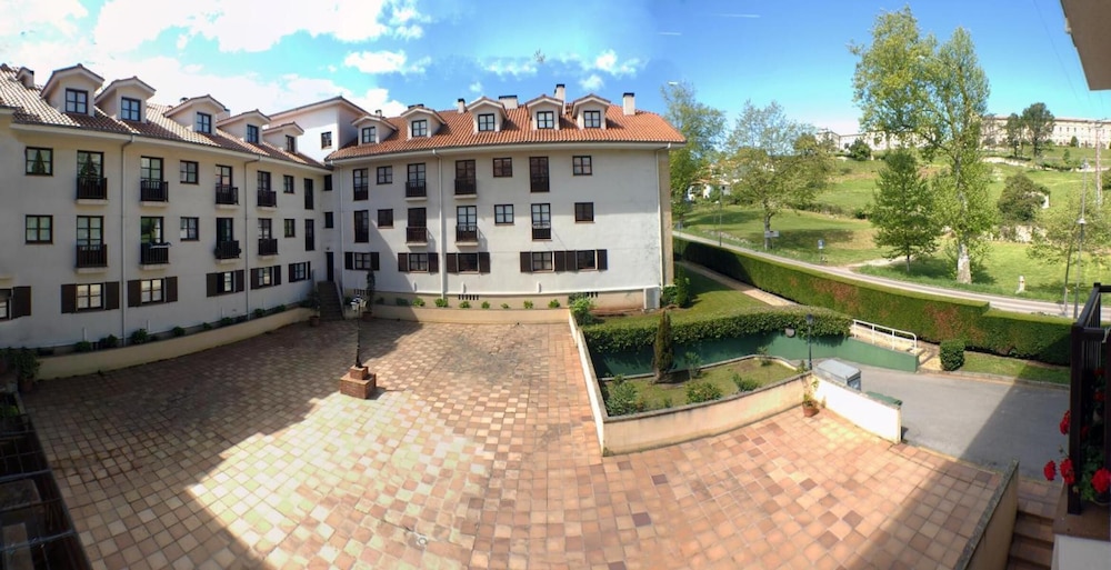 Hotel Comillas 1/27