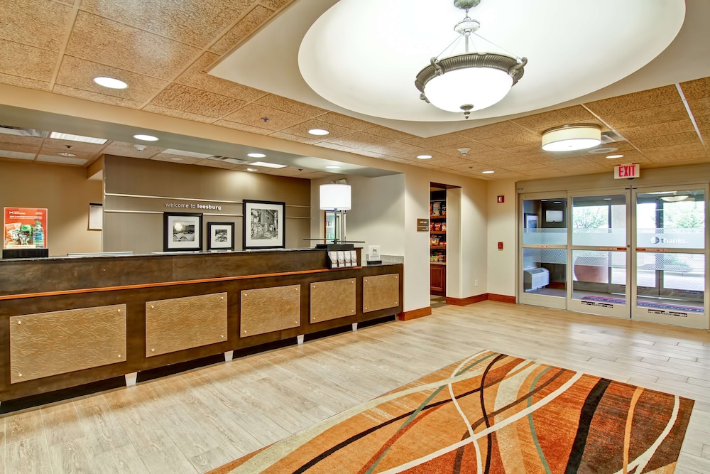 Hampton Inn Suites Leesburg 13/60