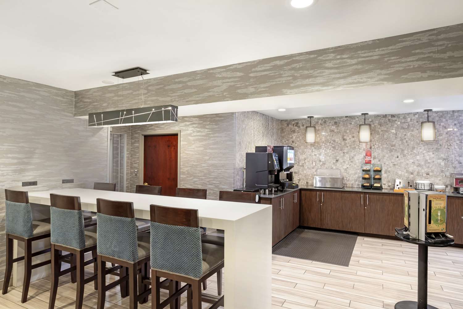 Best Western Plus Fairfield Hotel 23/30