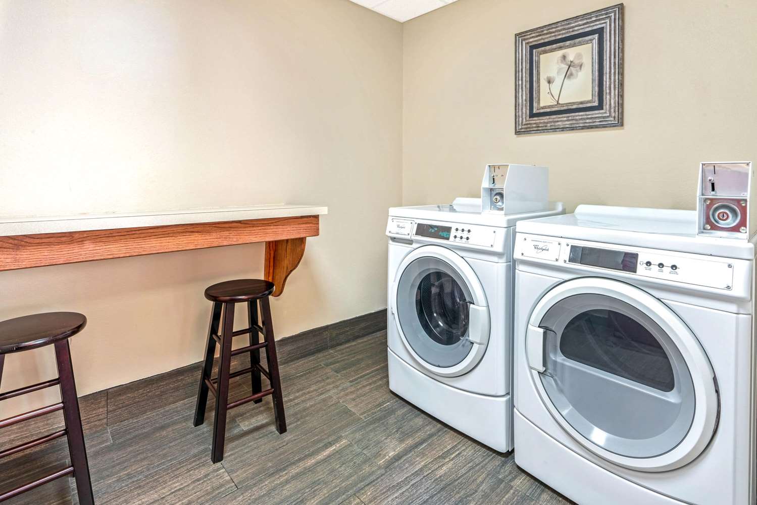 La Quinta Inn & Suites by Wyndham Midwest City - Tinker AFB 6/14
