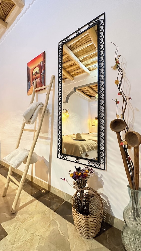 Auberge Miguirne chez Ali 25/46