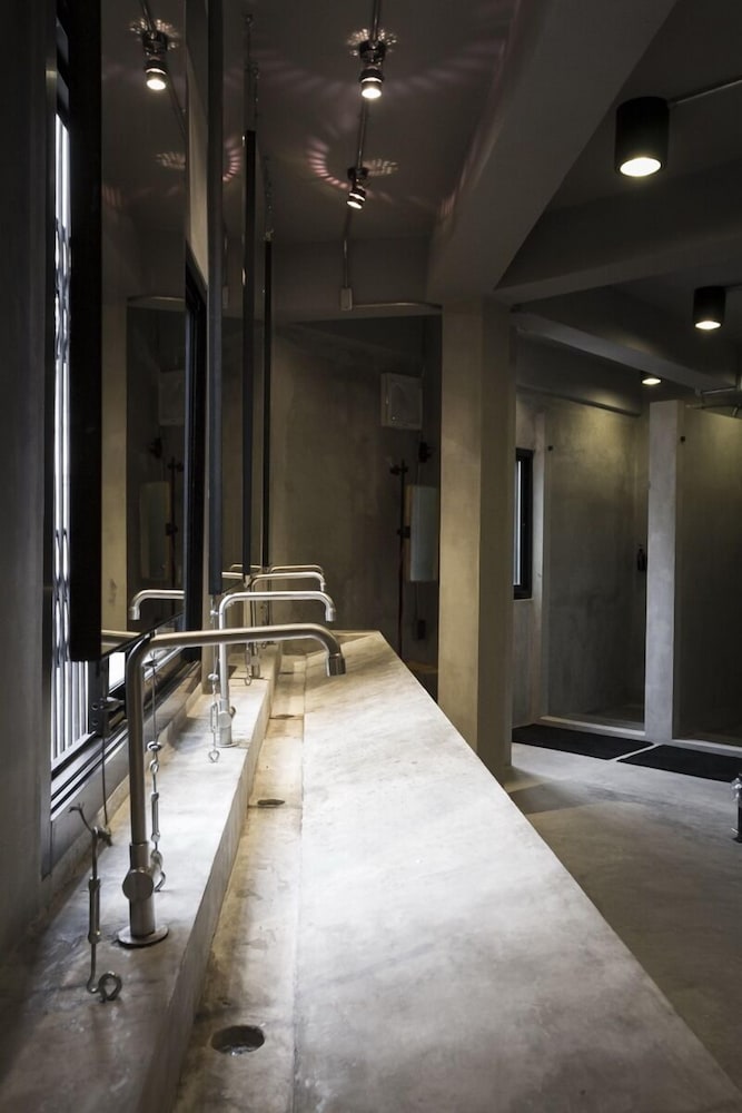 Bed Station Hostel 41/65