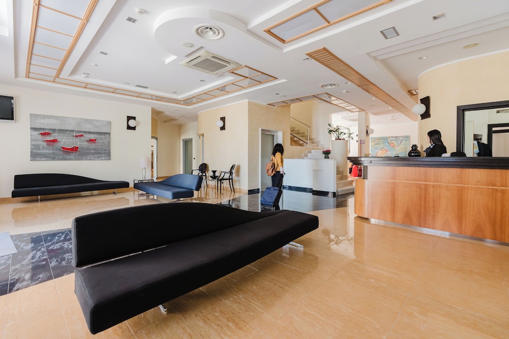 Cerri Hotel 5/49