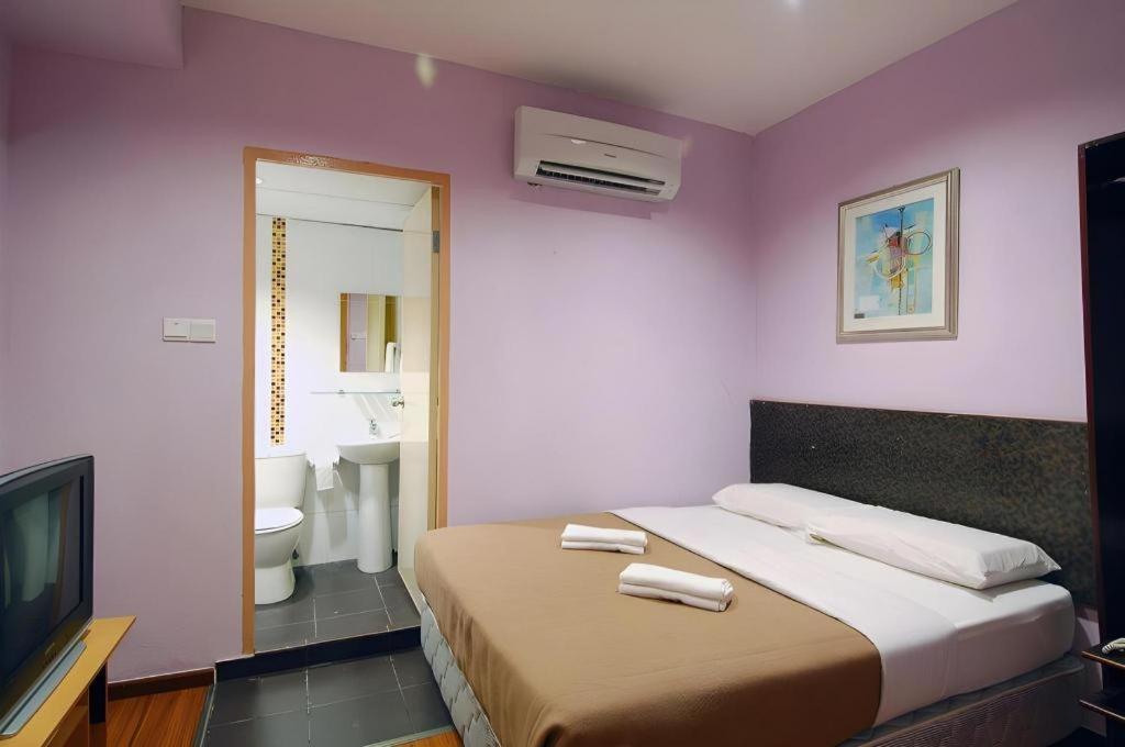 Aristo Hotel At Putatan 26/56