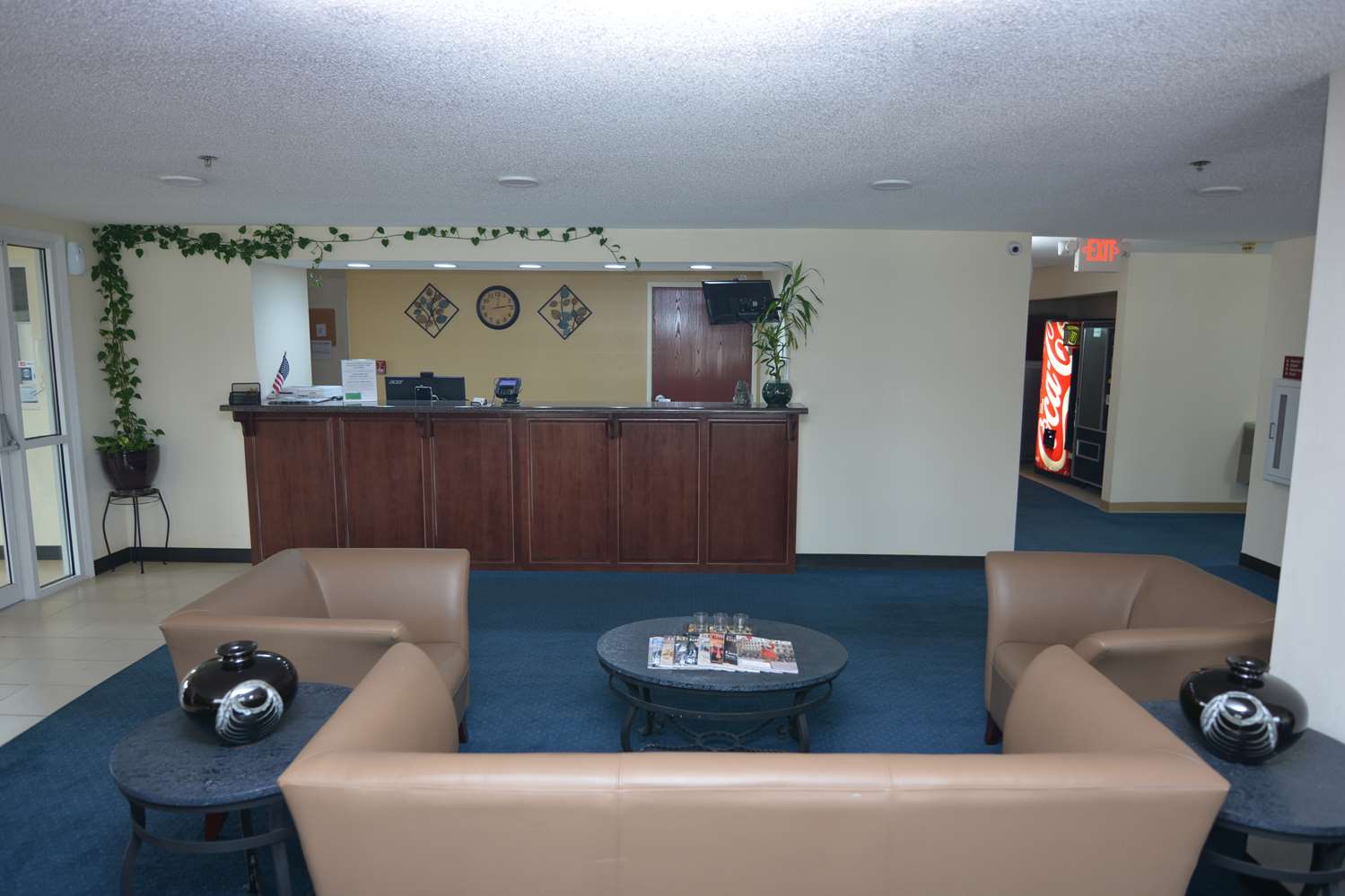 Jameson Inn & Suites Hazlehurst 10/37
