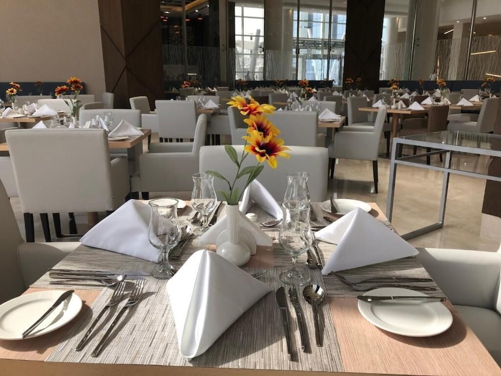 فندق كريستال أماكن الرياض(Cristal Amaken Hotel Riyadh) 35/39