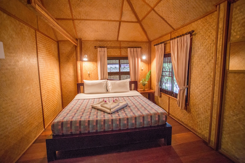 Faasai Resort And Spa 10/35