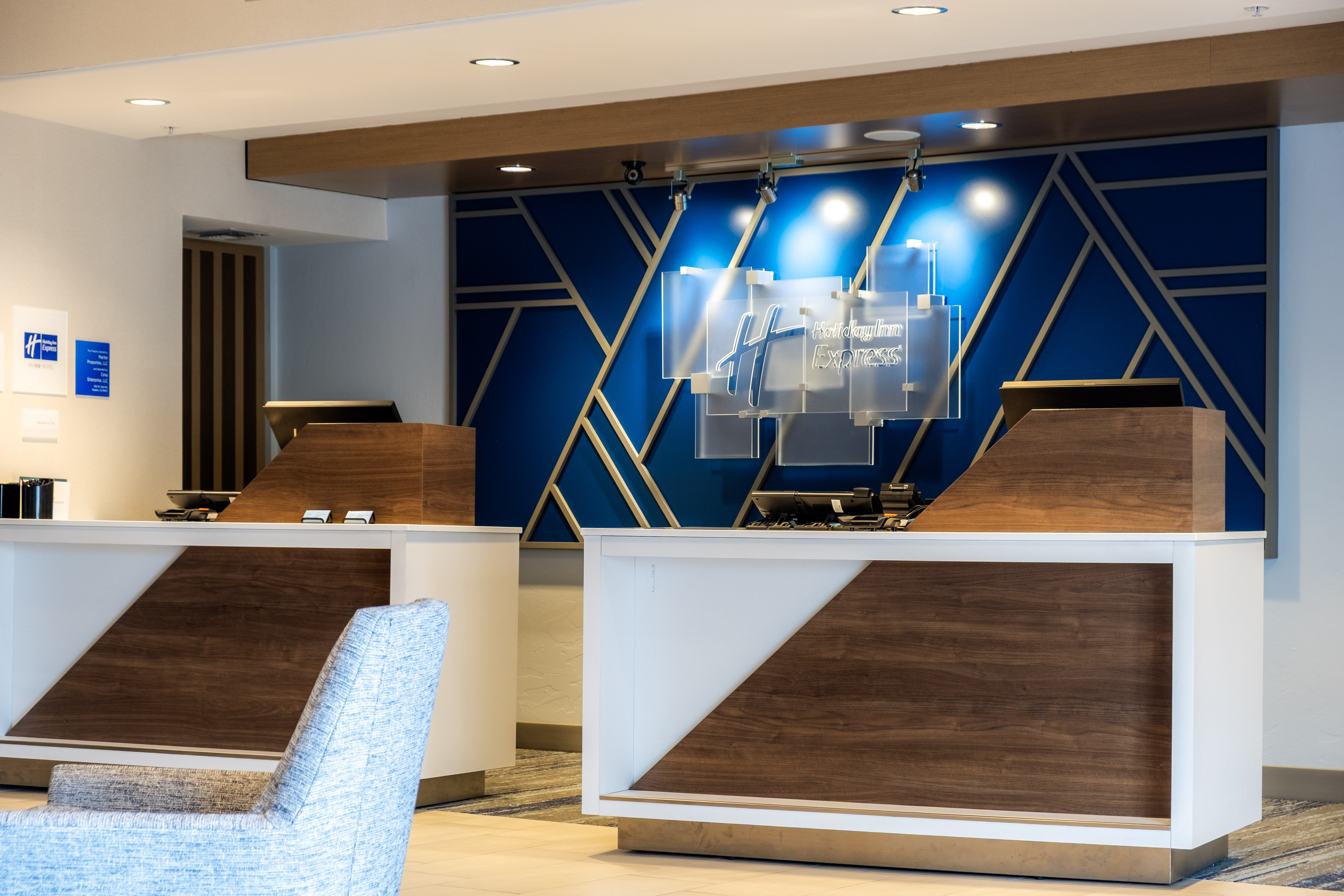 Holiday Inn Express Nogales 11/54