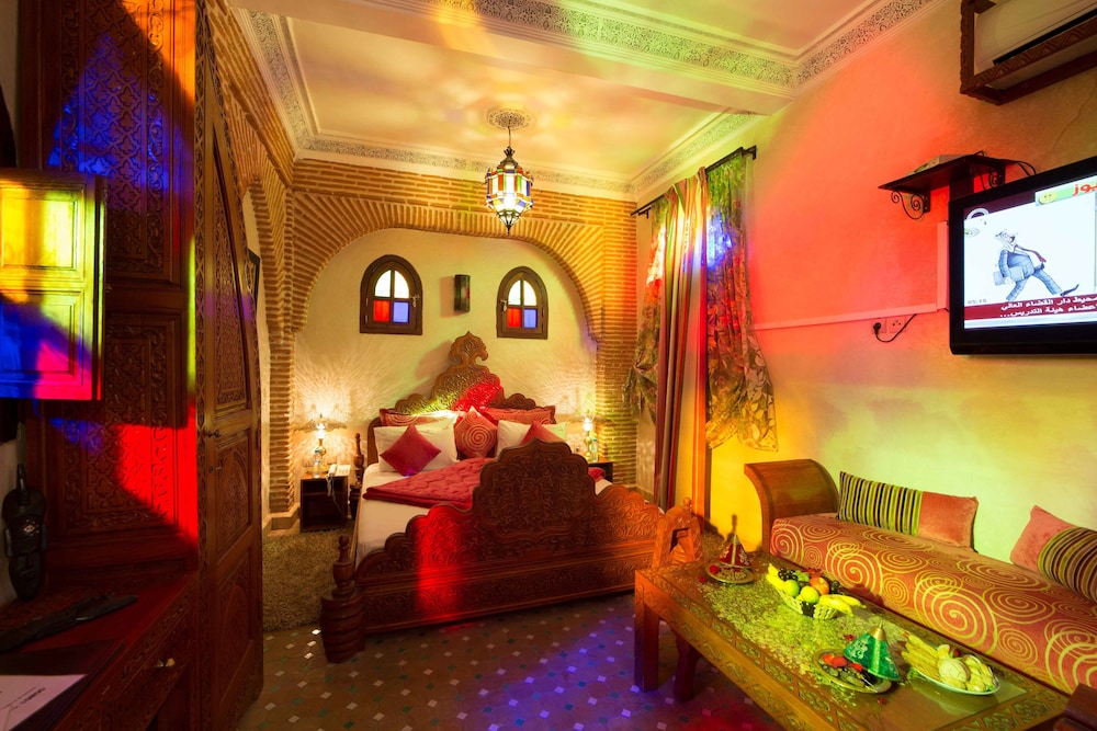Riad Mabrouk 38/50