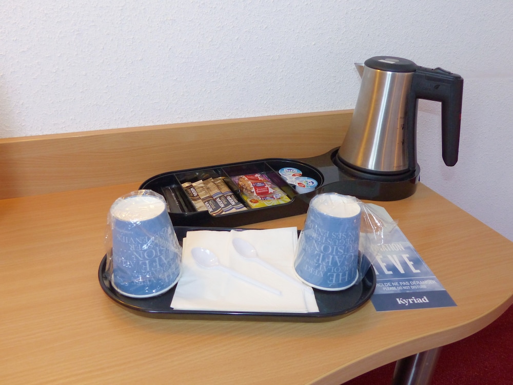 Hotel Kyriad Quimper Pont L Abbe 29/45