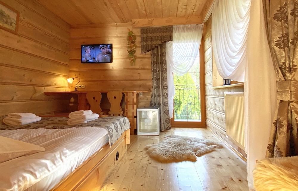 DELUXE, DOUBLE BED, GARDEN VIEW, GARDEN AREA