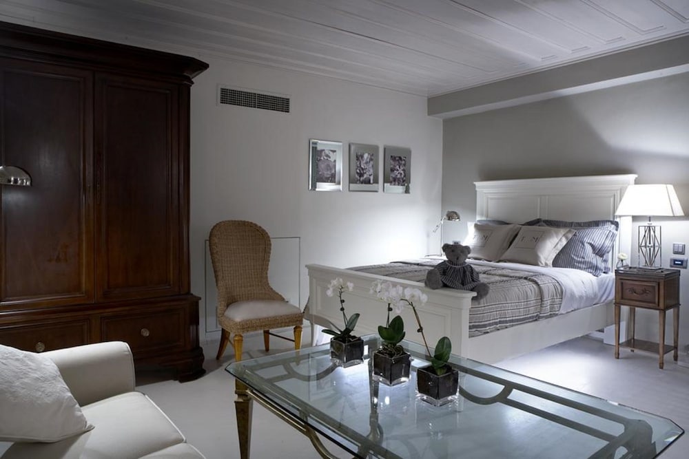 Torri E Merli Boutique Hotel 18/59