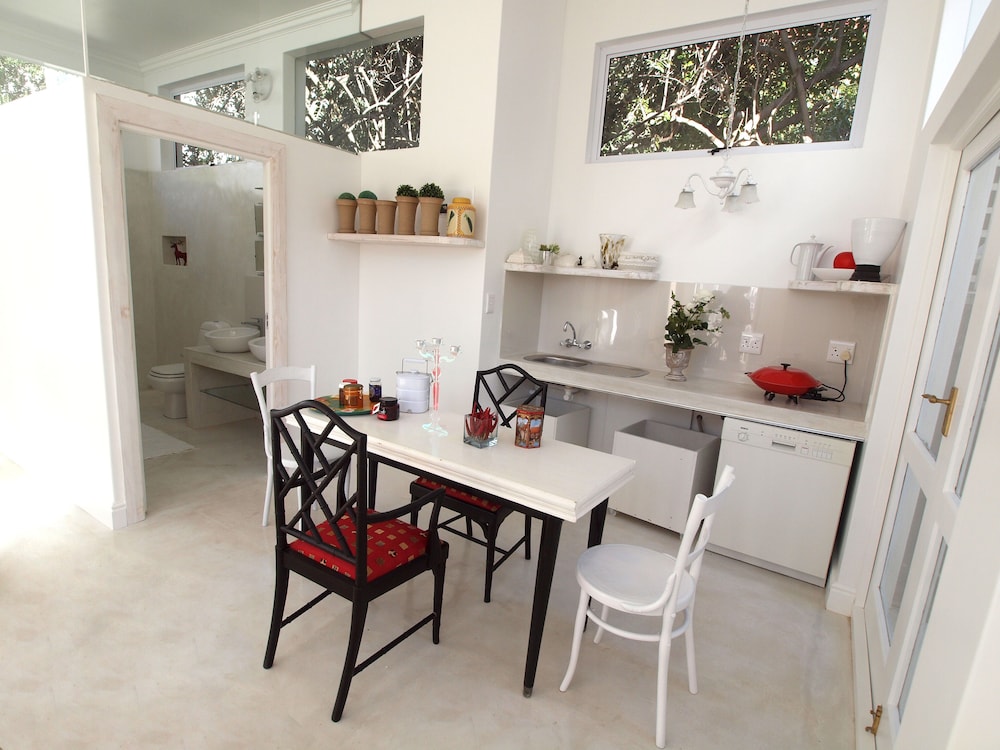 Bella Ev Guest House 36/50