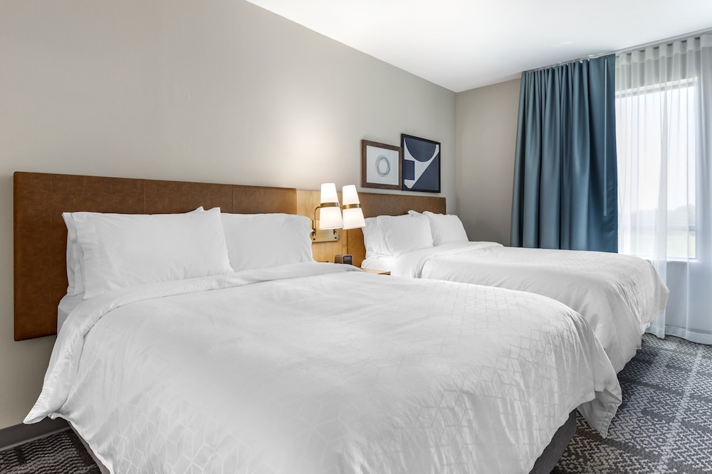 Staybridge Suites Dallas - Grand Prairie 19/70