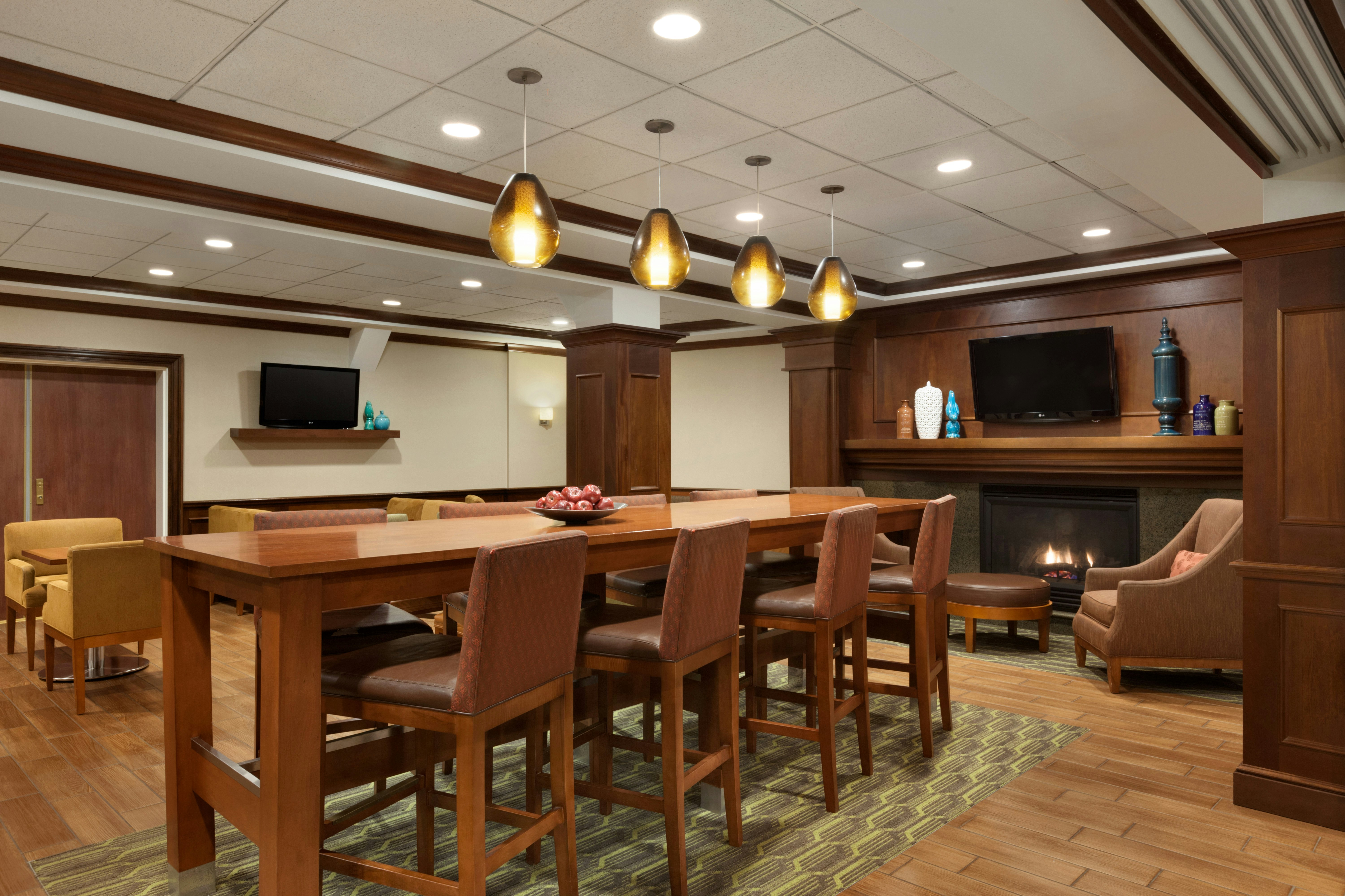 Hampton Inn Brookhaven Long Island 57/63