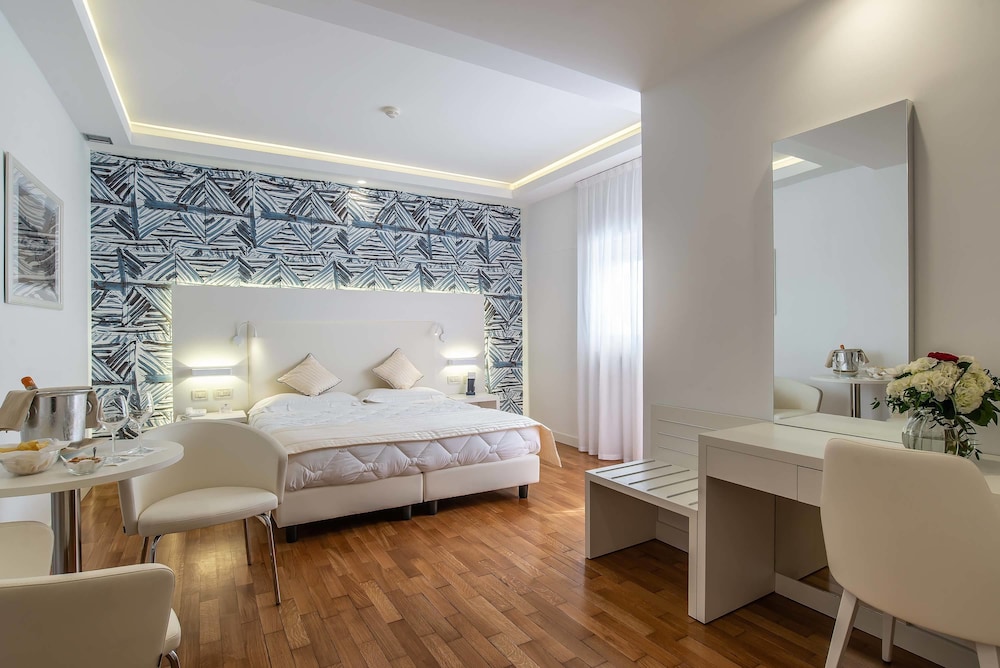 Versilia Palace Hotel 8/44