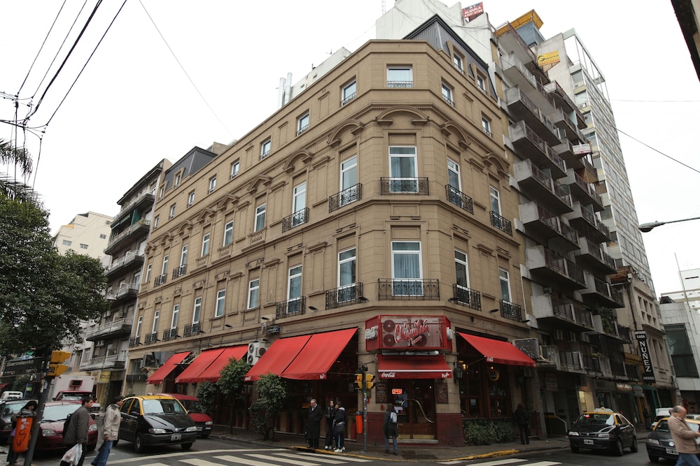 Europlaza Hotel & Suites photo2