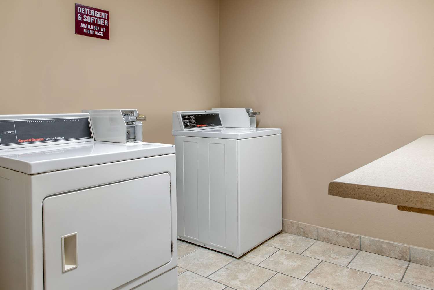 Quality Inn Bloomington Near University 6/39