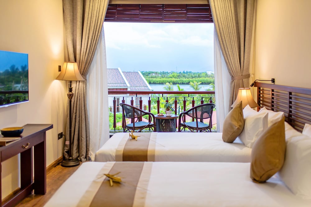 Silk Sense Hoi An River Resort 65/88