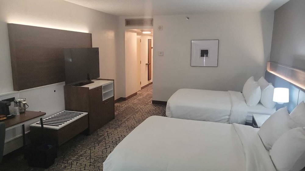 The Plaza Hotel Columbus at Capital Square 16/50