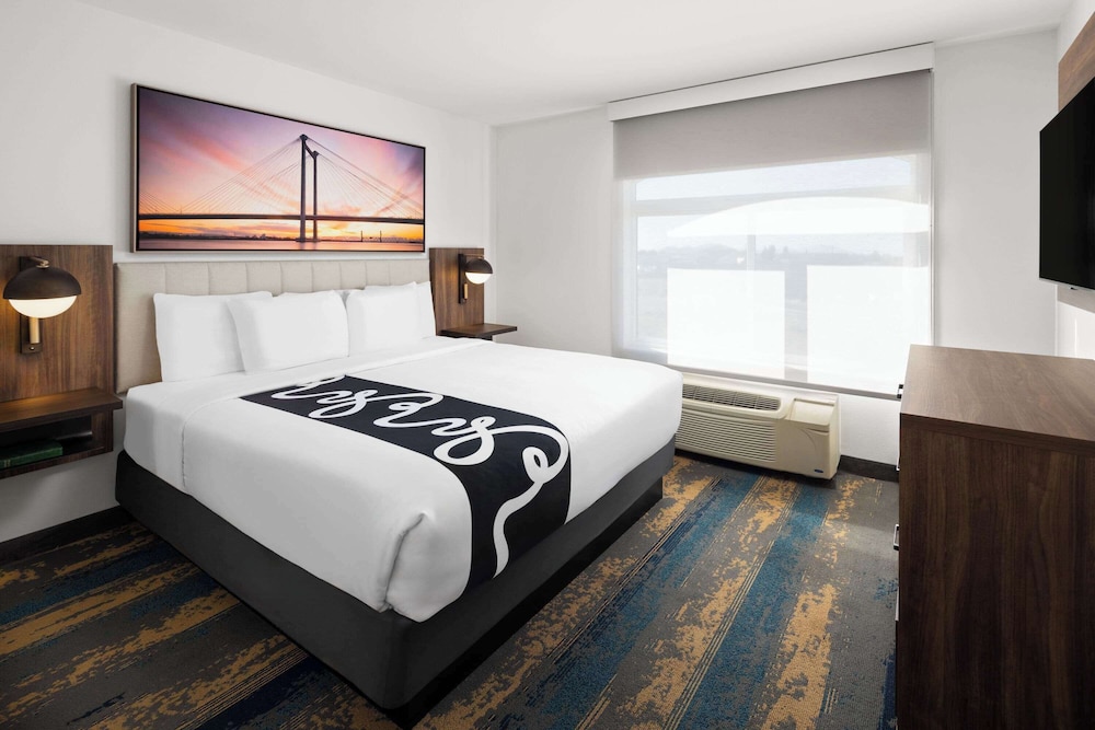 غرفة بسرير كينج، La Quinta Inn & Suites by Wyndham Kennewick 2/9