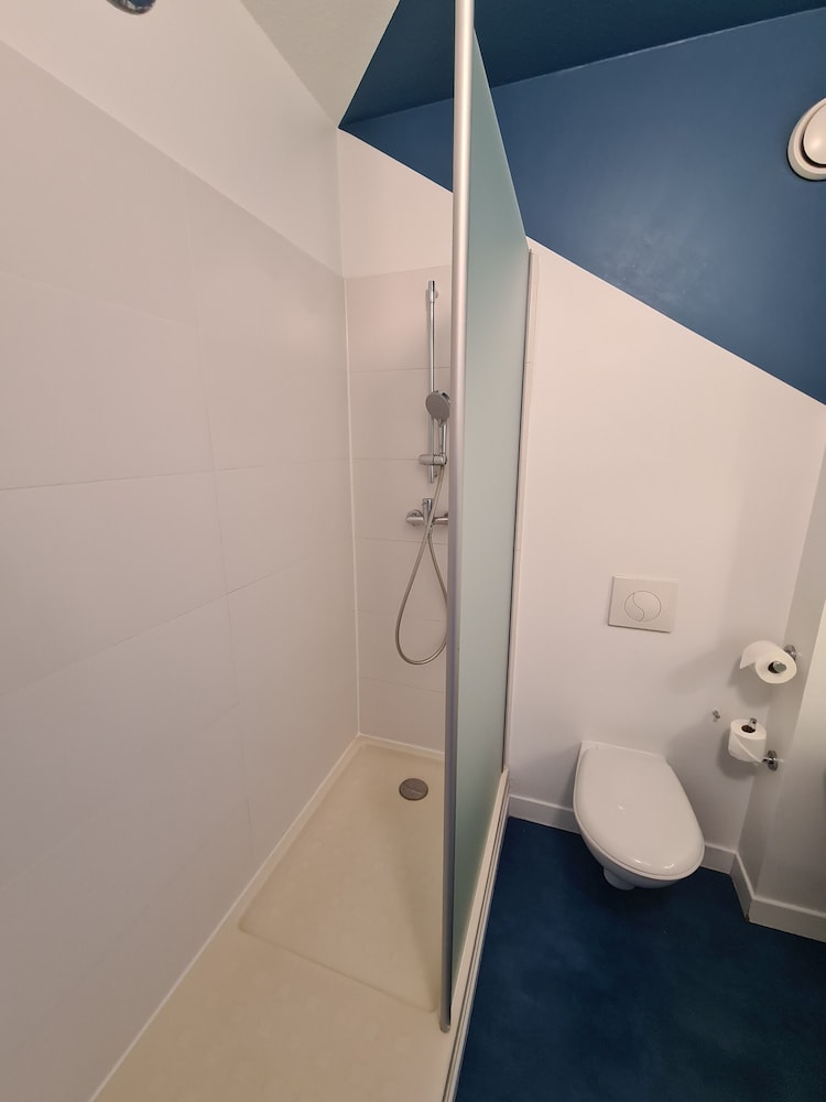 ibis Styles Toulon Centre Port 48/48