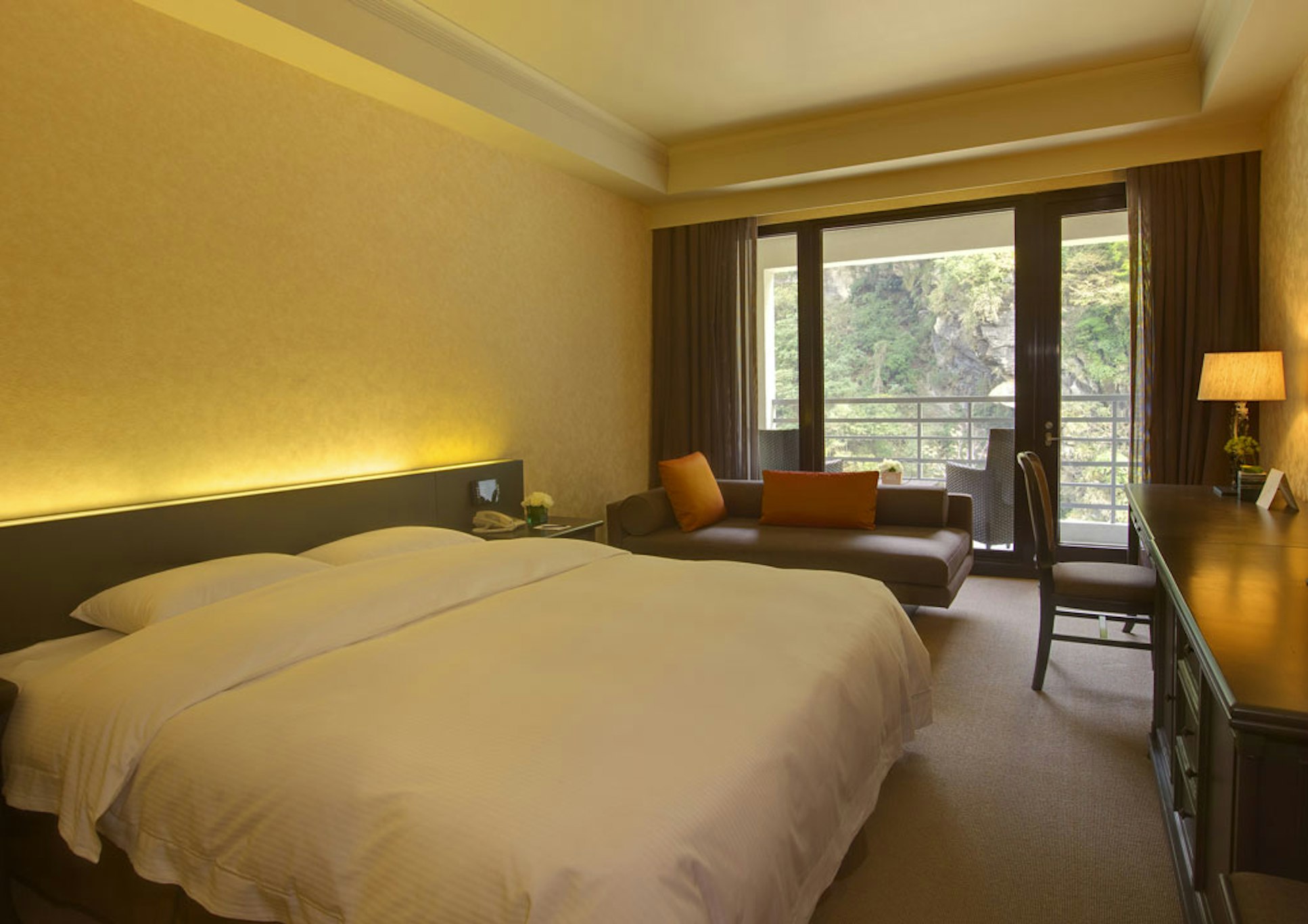 Silks Place Taroko 2/13