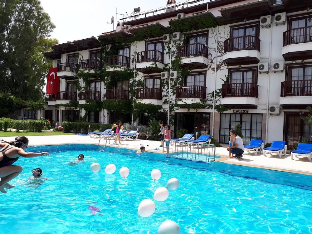 Hamle Hotel 6/48