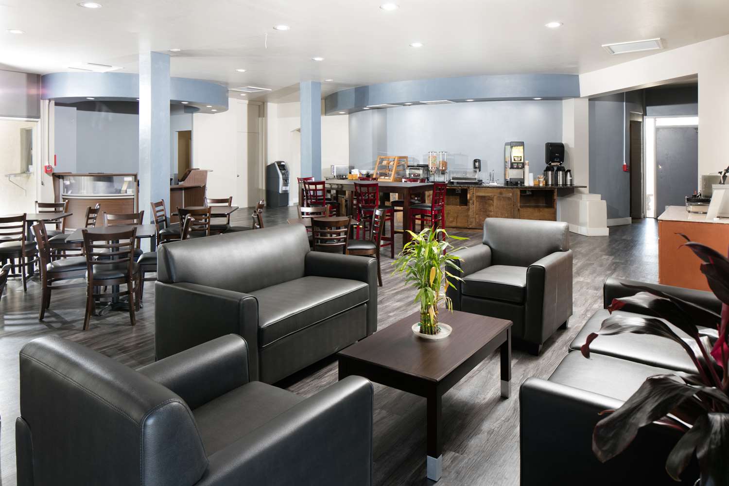 Red Lion Inn & Suites Tucson Downtown 5/7