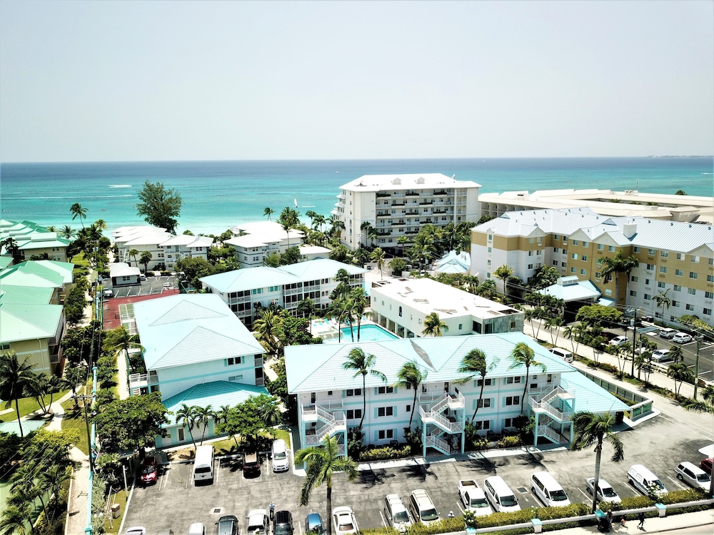 Seven Mile Beach Resort And Club 5/65