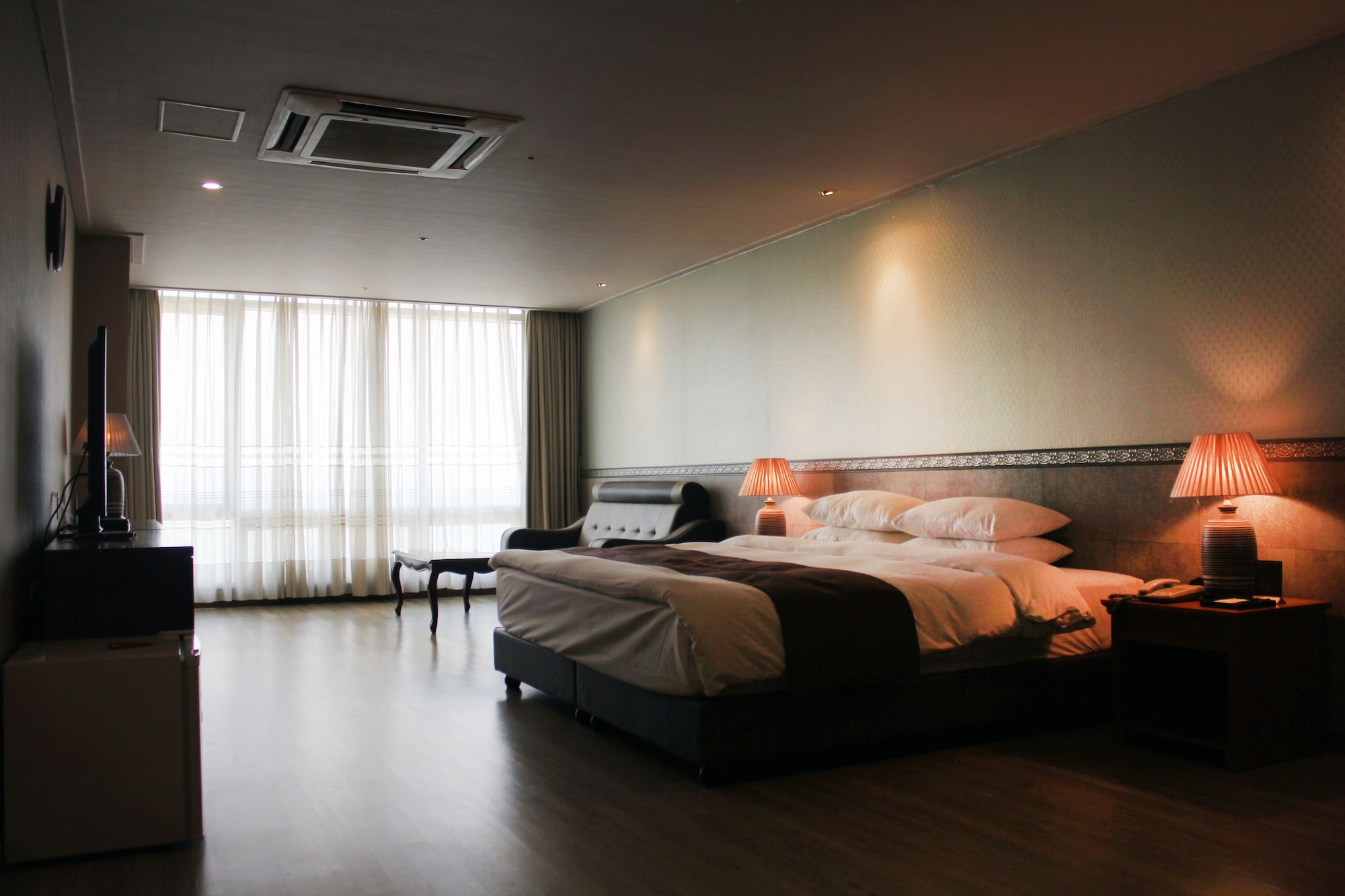 OCEAN, DELUXE, DOUBLE BED
