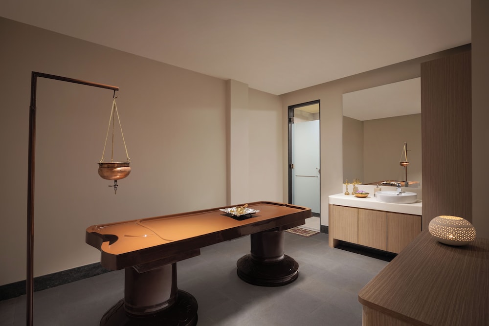 Fortune Resort and Wellness Spa 17/48