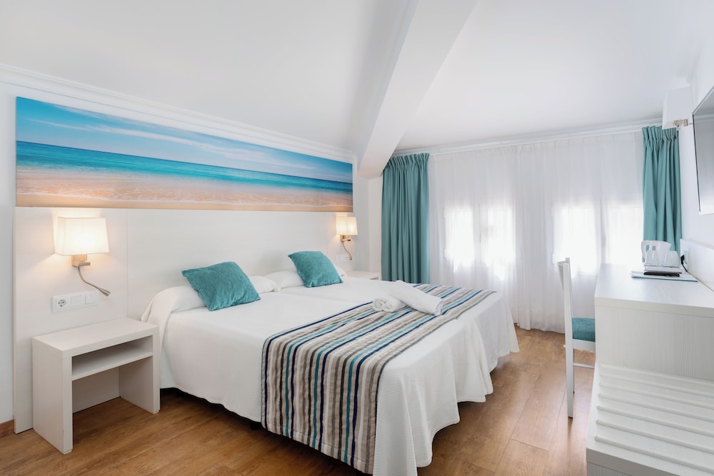 Hotel Playas de Paguera 16/50