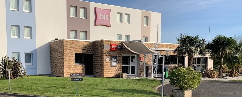Ibis Auray 63/65