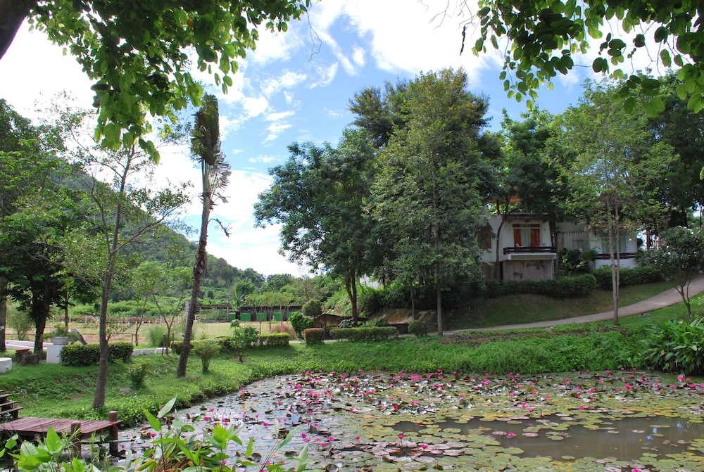 Baan Aom Kod Kun Kao 46/54