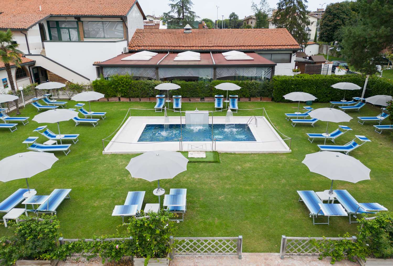 Best Western Plus Hotel Modena Resort 32/34