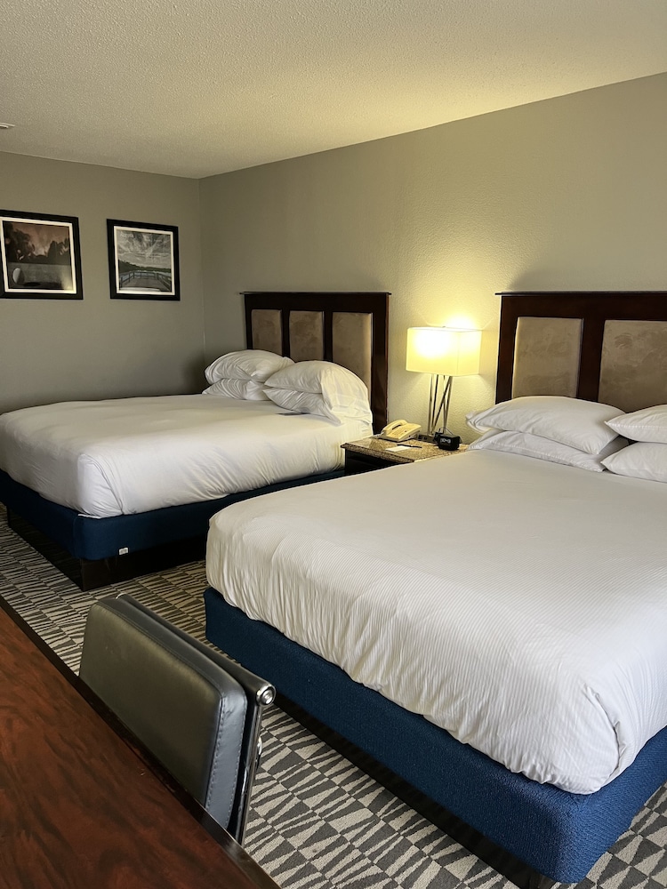 DoubleTree by Hilton Augusta 10/56