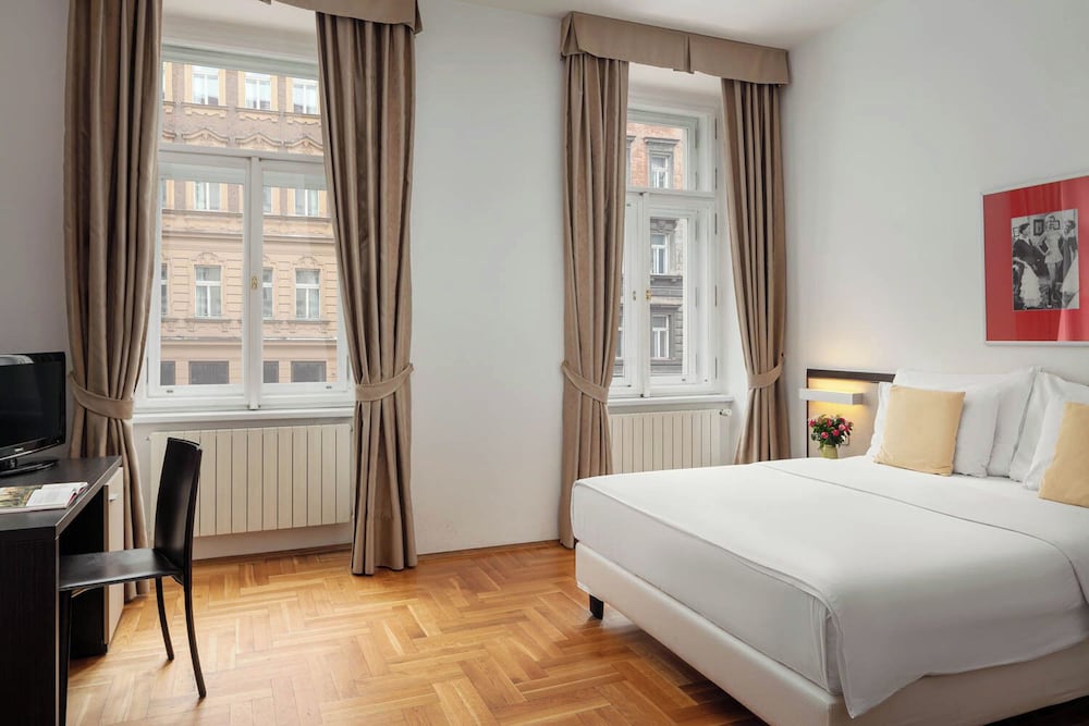 Hotel Praga 1 16/44
