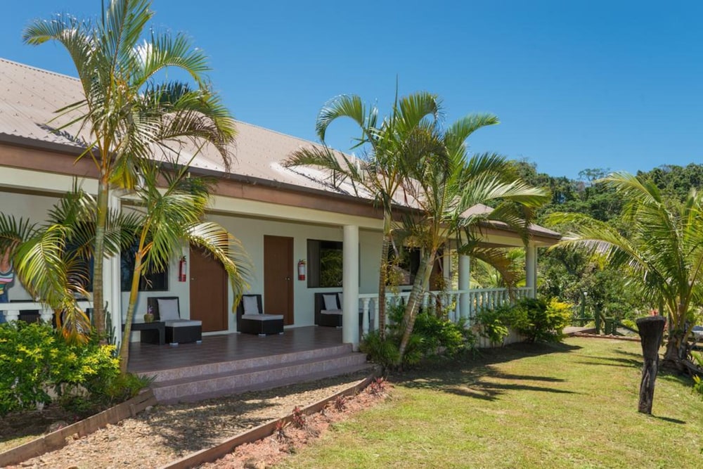 Waidroka Bay Resort 44/50