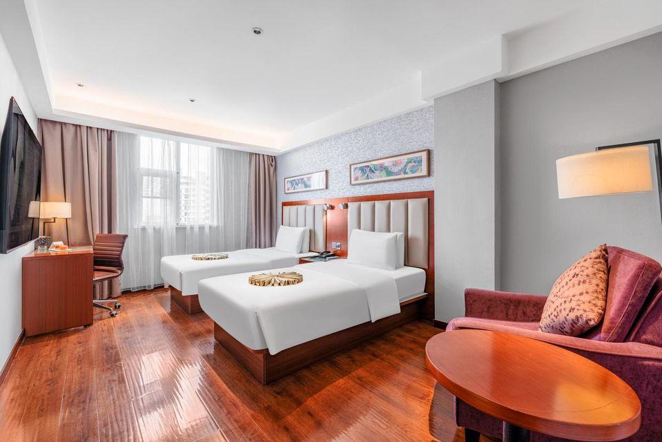 Tiwn Bed Room