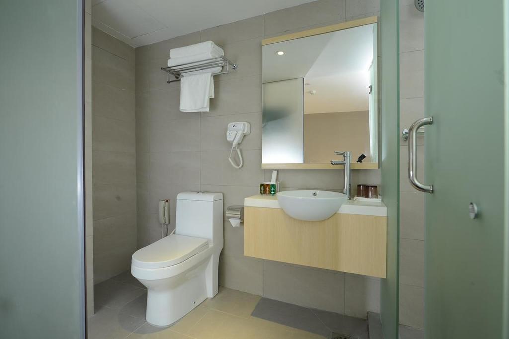 Inner, Twin Beds