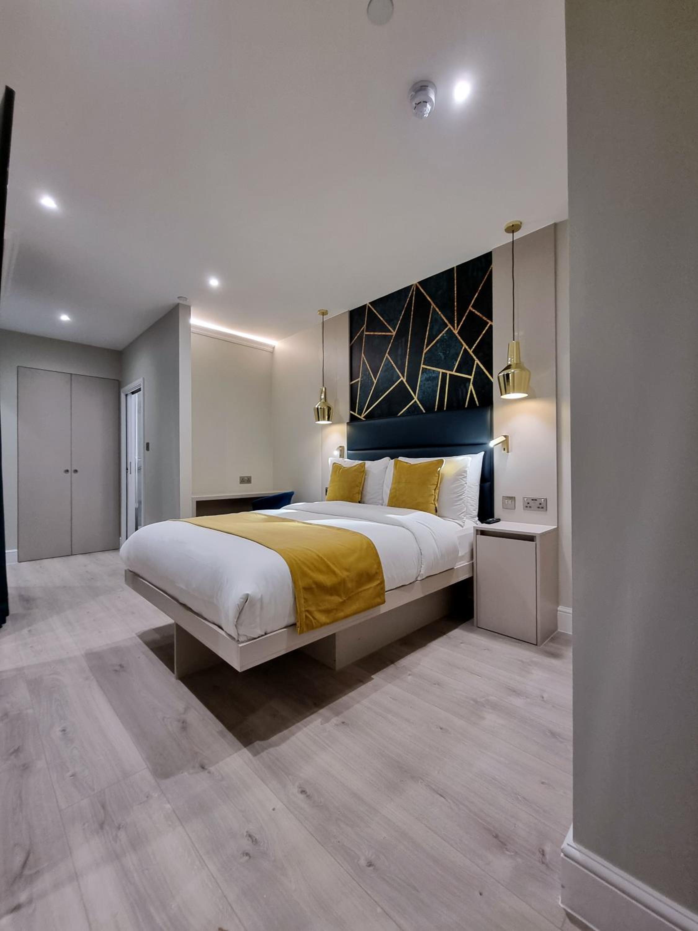 جناح سيغنتشر بجاكوزي، NOX HOTELS - Bayswater 6/10