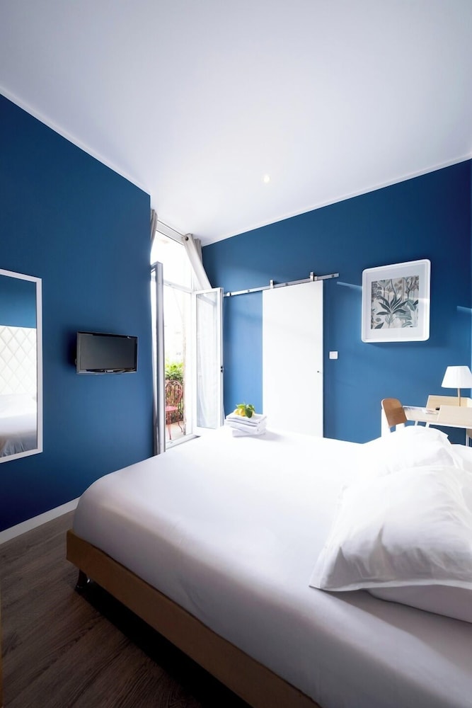 Hotel Lemon 7/50