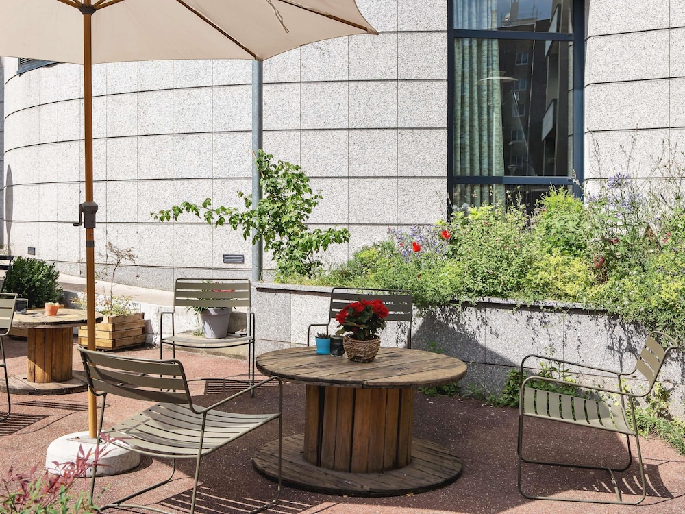 Mercure Paris Saint-Ouen 28/49